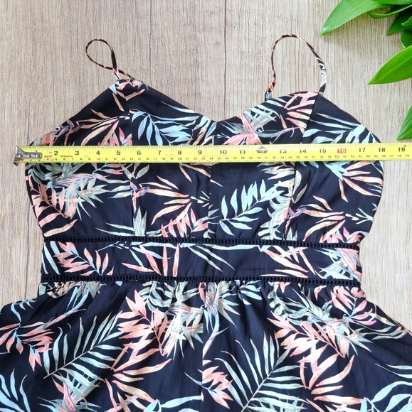 Sienna Sky Ladies Romper - Picture 4 of 11